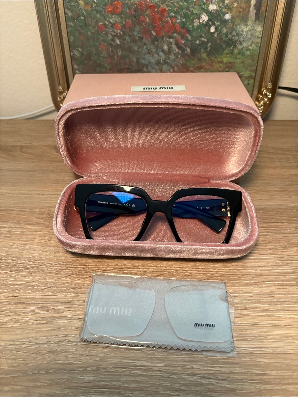 Miu Miu Black Frame Sunglasses with Pink Velvet Case - Picture 7 of 9